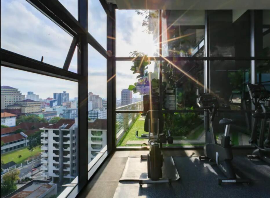 Apartment Unlisted T2708