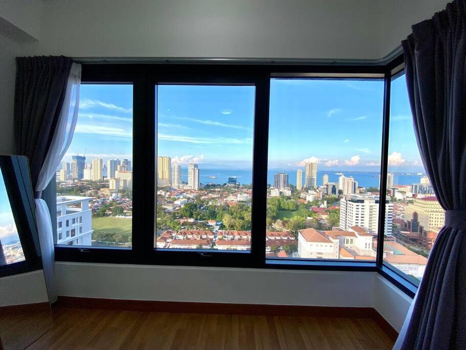 Apartment Unlisted T2708