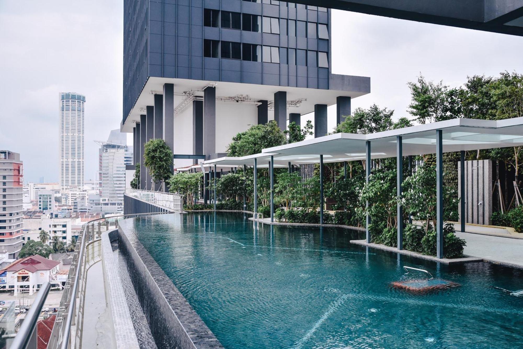 Apartment Unlisted T2708 *